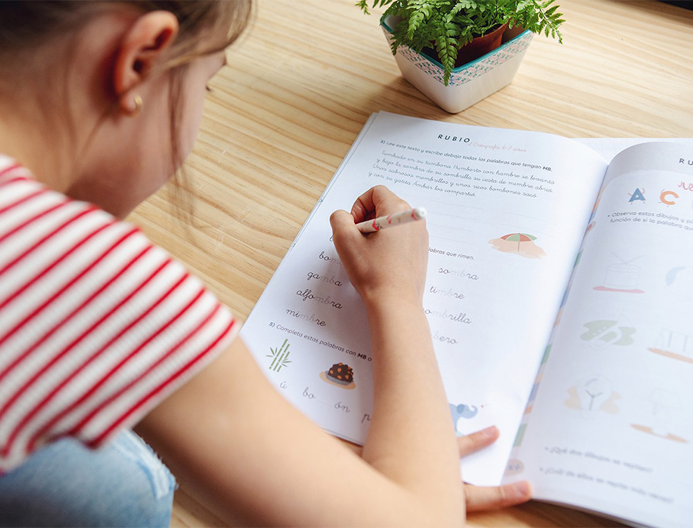 CUADERNO RUBIO INICIACION A LA LECTURA + 4 AÑOS