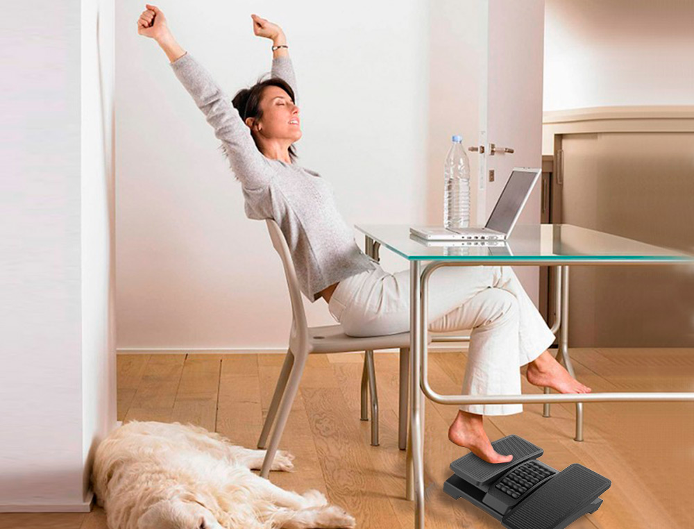 REPOSAPIES PLASTICO Q-CONNECT AJUSTABLE DERECHA IZQUIERDA 2 ALTURAS EFECTO MASAJE 430X320X110 MM